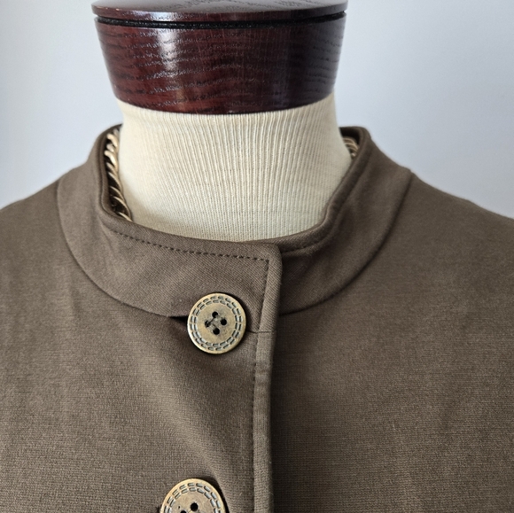 Cartonnier Olive Green Cropped Blazer With Bronze Buttons. Size Small - Picture 5 of 13